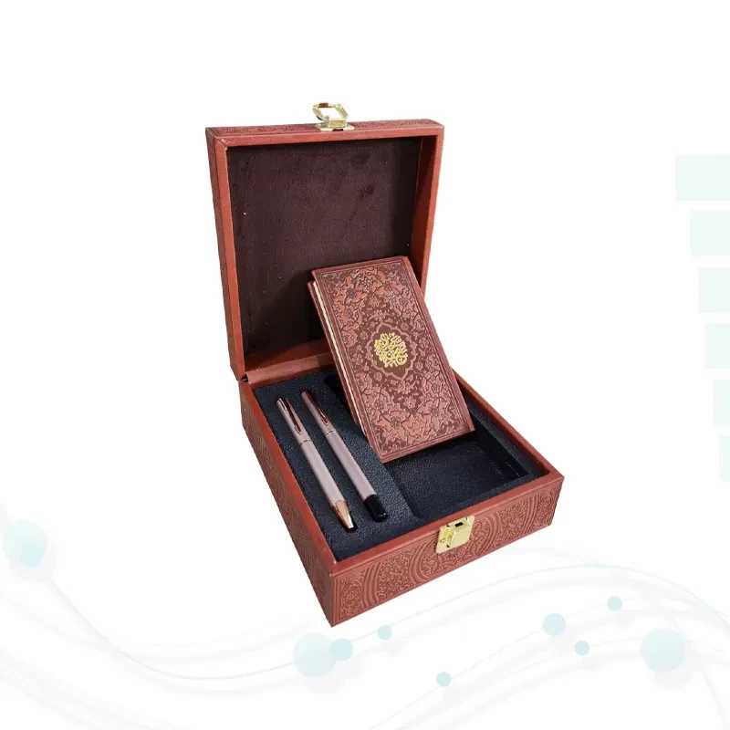صحیفه سجادیه پالتویی چرم با خودکار و روان نویس