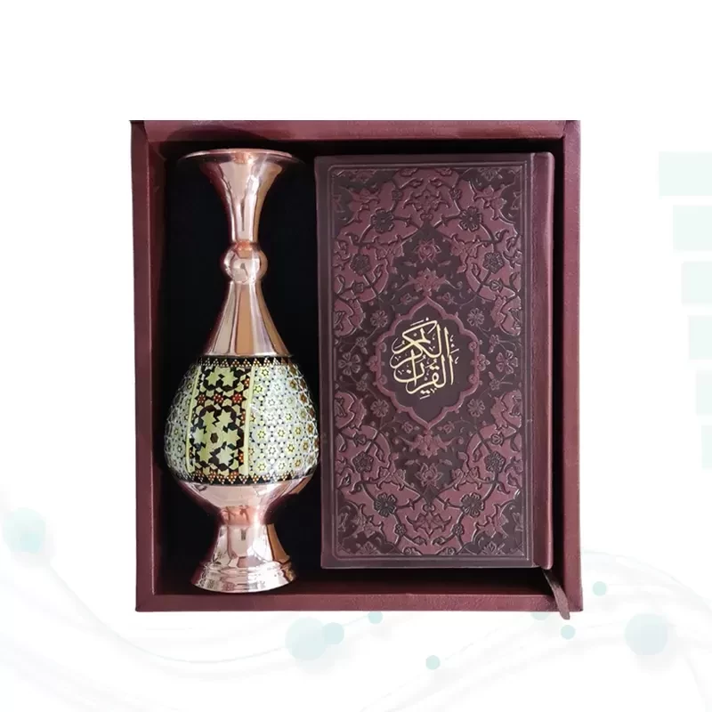 قرآن پالتویی چرم با گلدان خاتم