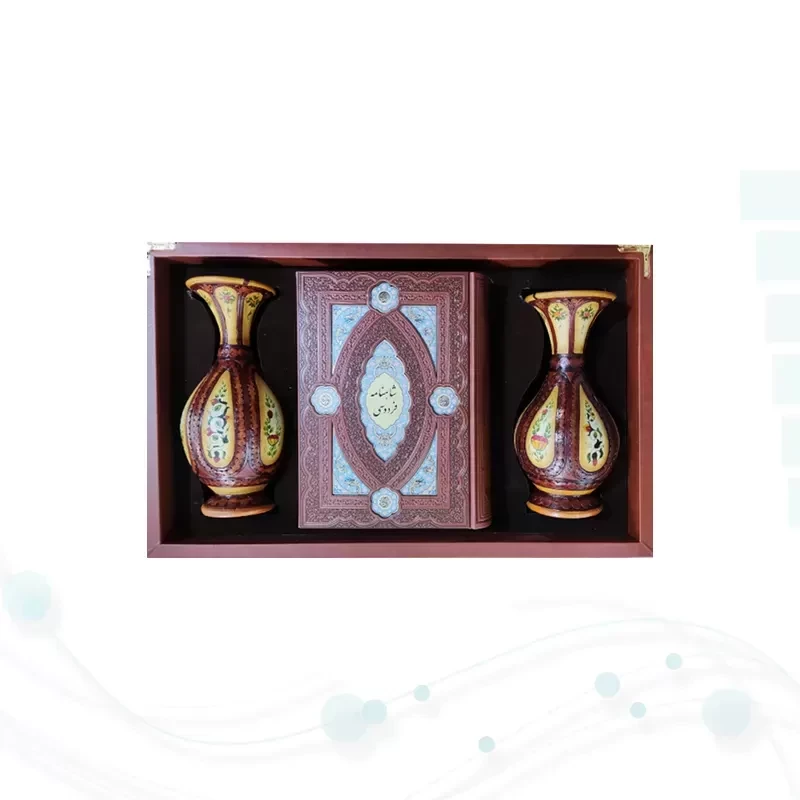 کلیات شاهنامه وزیری چرم با 2 گلدان چرم طبیعی