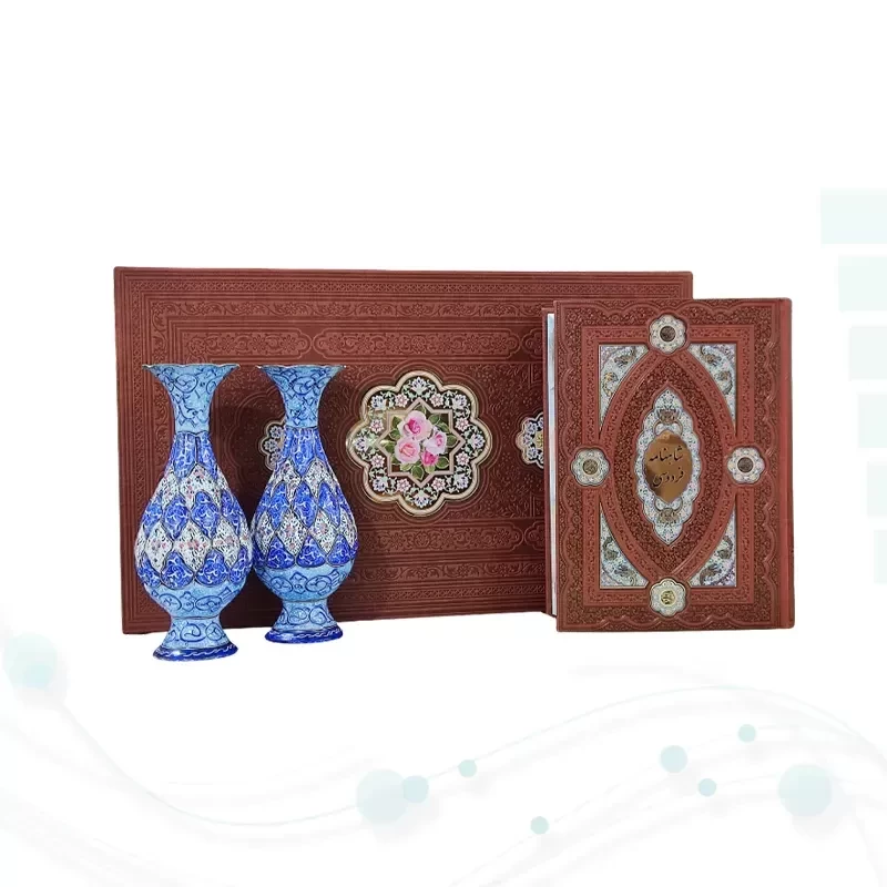 شاهنامه وزیری تحریر چرم با 2 گلدان مینا