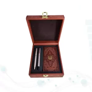 صحیفه سجادیه پالتویی چرم با خودکار و روان نویس