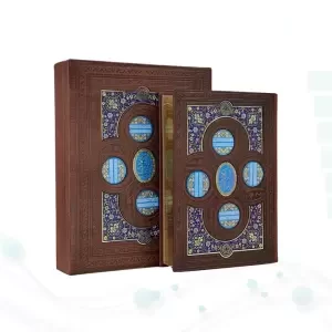 قرآن وزیری معطر بدون ترجمه چرم 4قل پلاک کامل جعبه لپتاپی با آینه