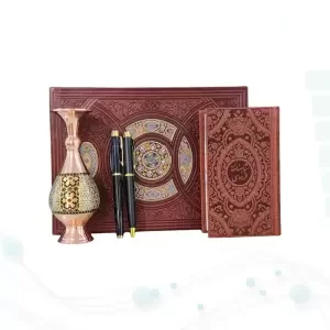 گزیده شاهنامه پالتویی چرم با گلدان خاتم و خودکار و روان نویس